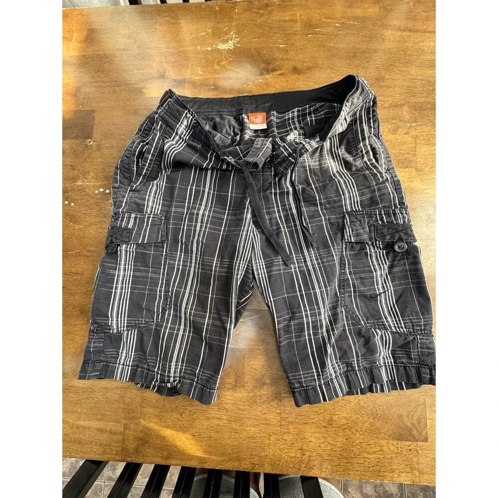 Vintage Nike Cargo Shorts Mens XL Black Plaid Cotton Skater Grunge Gorpcore Y2K